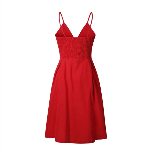 Red Dress - Picture 4 of 6